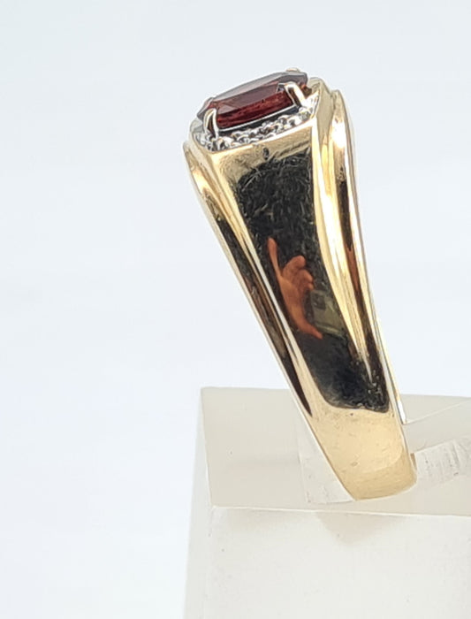 6161: Vintage: Heavy 10ct Gold Almandine Garnet Diamonds Signet Ring- Statement