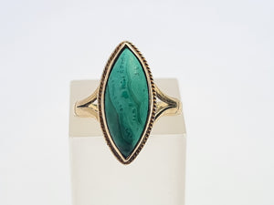 A7574:Vintage: (1969) 9ct Gold Green Marquise Malachite Ring- Hallmarked in London in 1969- FAB