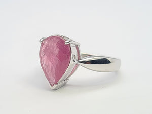 7576: Vintage: 9ct White Gold Pear-Cut Large Champagne Pink Ruby Cocktail- lovely cut and colours