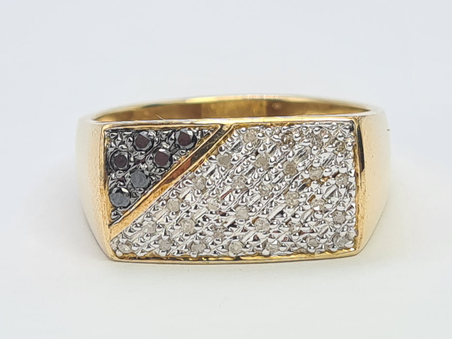 6106Vintage: Heavy 9ct Gold Black White Diamonds Signet Ring- sparkling statement
