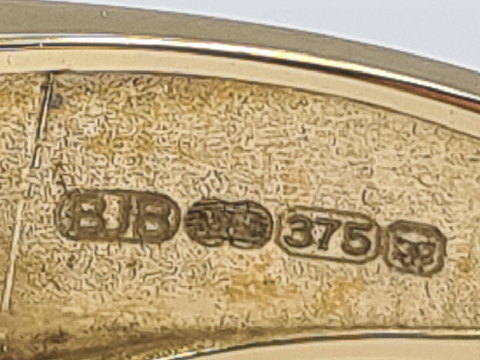 6106Vintage: Heavy 9ct Gold Black White Diamonds Signet Ring- sparkling statement