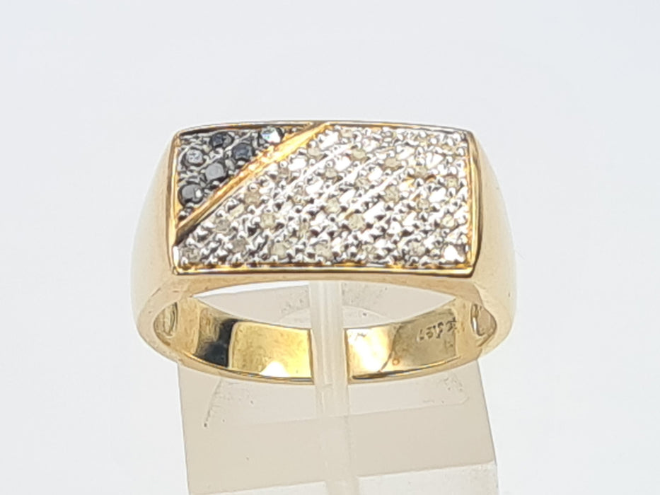 6106Vintage: Heavy 9ct Gold Black White Diamonds Signet Ring- sparkling statement