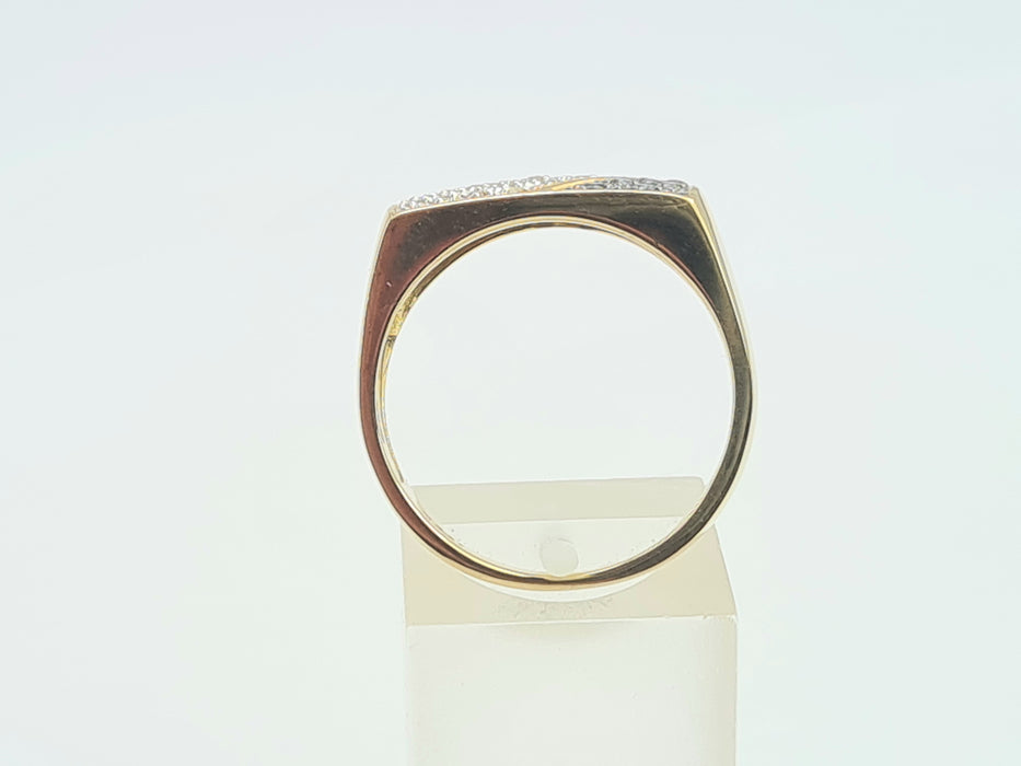 6106Vintage: Heavy 9ct Gold Black White Diamonds Signet Ring- sparkling statement