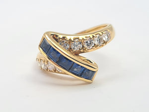 7635: Vintage: Exquisite 18ct Gold Royal Blue Sapphires Diamonds (0.70ct) Cocktail Ring- outrageous beauty, striking design-