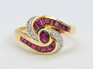 A7648: Vintage: Striking 18ct Gold Ruby Baguette Cut Diamonds Cocktail Ring- Mesmeric sparkle