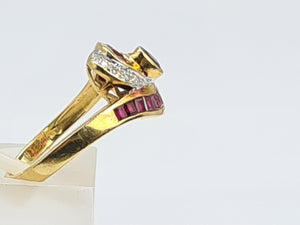 A7648: Vintage: Striking 18ct Gold Ruby Baguette Cut Diamonds Cocktail Ring- Mesmeric sparkle