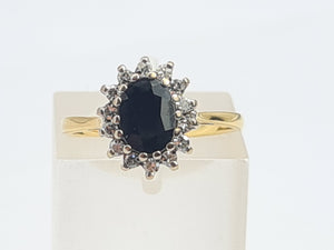 A7656: Vintage; 18ct Gold French Blue Sapphire 14 Diamonds Cluster Ring-neat, petite, sparkly