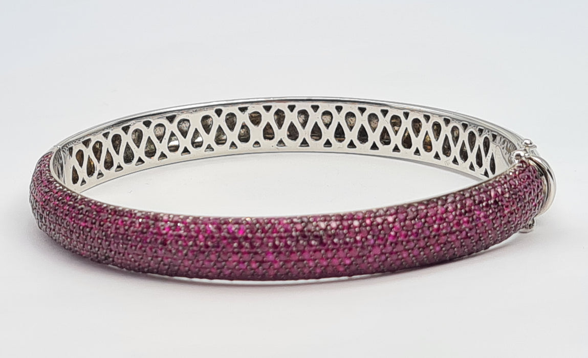 7658: Starlight Ruby White Gold Bangle by Niquesa London - 7.1ct Rubies