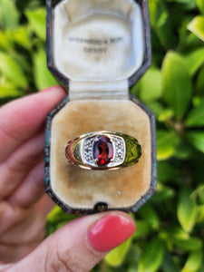 A7550: Vintage: Heavy 10ct Gold Almandine Garnet Diamonds Signet Ring- A fine example