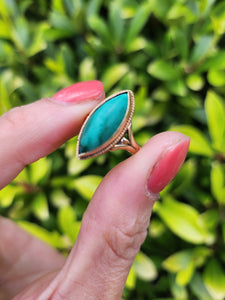 A7574:Vintage: (1969) 9ct Gold Green Marquise Malachite Ring- Hallmarked in London in 1969- FAB