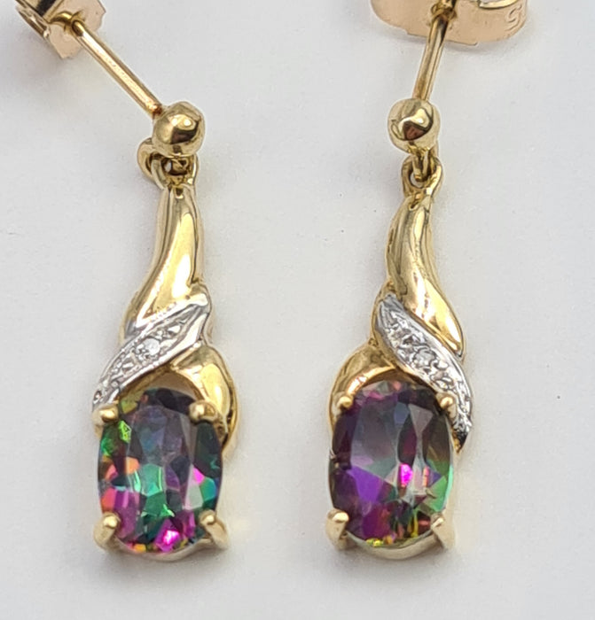 6200: Vintage: 9ct Gold Caribbean Topaz Diamonds Drop/Dangle Stud Earrings