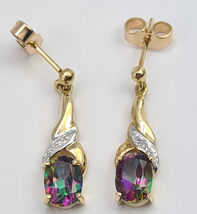6200: Vintage: 9ct Gold Caribbean Topaz Diamonds Drop/Dangle Stud Earrings