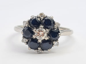 7631:Vintage Exceptional; 18ct White Gold French Blue Sapphires 7 Diamonds Flower Head Ring- beautiful sparkling symmetry