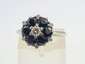 7631:Vintage Exceptional; 18ct White Gold French Blue Sapphires 7 Diamonds Flower Head Ring- beautiful sparkling symmetry