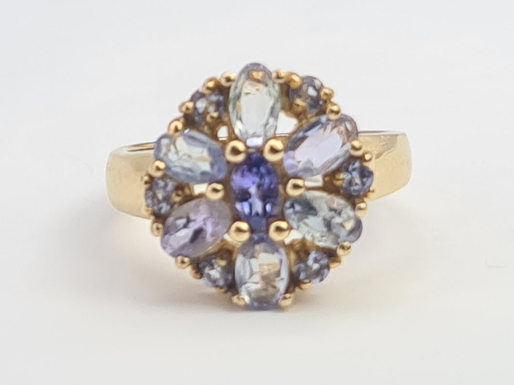 7667: Vintage & Rare 9ct Gold Mixed Blue Tanzanites Flower Head Ring- exquisite, statement