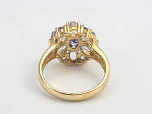 7667: Vintage & Rare 9ct Gold Mixed Blue Tanzanites Flower Head Ring- exquisite, statement