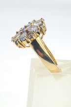 Load image into Gallery viewer, 7667: Vintage &amp; Rare 9ct Gold Mixed Blue Tanzanites Flower Head Ring- exquisite, statement
