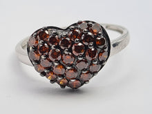 Cargar imagen en el visor de la galería, 6103 Vintage: 9ct White Gold Red Natural Diamonds Voluptuous Heart Shaped Cocktail Ring- total eye candy
