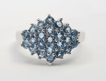 Cargar imagen en el visor de la galería, A7697: Vintage &amp; Rare: 9ct White Gold 23 Blue Aquamarines geometric Set Cocktail Ring- a sensation
