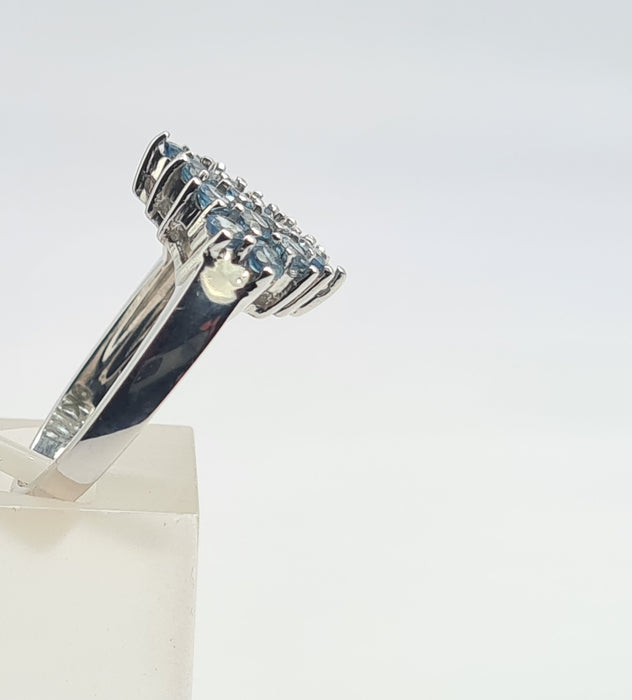 6105: Vintage & Rare: 9ct White Gold 23 Blue Aquamarines geometric Set Cocktail Ring