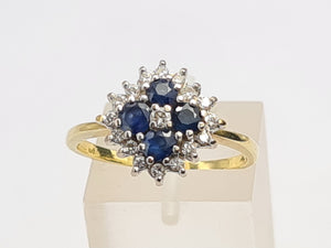 0104: Vintage 18ct Gold French Blue Sapphires Diamonds Geometric Set Ring- Classic, Timeless, lovely