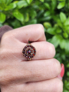 A7547:Vintage: (1976) 9ct Gold Garnets Geometric Set Cluster Ring- FAB at 48