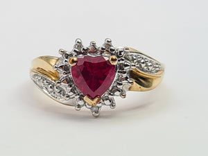 A7726: Vintage: 9ct Gold Heart Cut Ruby Diamonds Dress Ring- cute, sparkly, lovely combination