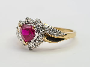 A7726: Vintage: 9ct Gold Heart Cut Ruby Diamonds Dress Ring- cute, sparkly, lovely combination