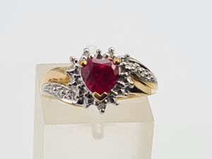 A7726: Vintage: 9ct Gold Heart Cut Ruby Diamonds Dress Ring- cute, sparkly, lovely combination