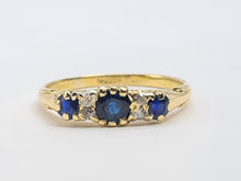 Load image into Gallery viewer, A7753: Vintage: 18ct Cornflower Blue Sapphires Diamonds Dress/Stacker Ring- elegant lines, high calibre stones
