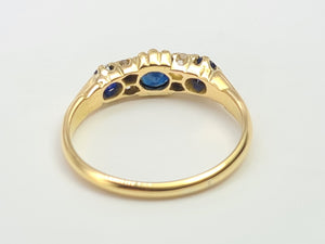 A7753: Vintage: 18ct Cornflower Blue Sapphires Diamonds Dress/Stacker Ring- elegant lines, high calibre stones