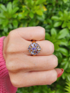 7667: Vintage & Rare 9ct Gold Mixed Blue Tanzanites Flower Head Ring- exquisite, statement