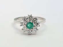 Load image into Gallery viewer, A9045: Vintage: (1978) Exceptional Diamonds Emerald Flower head Ring- absolutely exquisite
