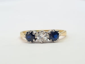 9051: Vintage: 18ct Gold Platinum French Blue Sapphires Round Full Cut Diamond Ring- elegant, exquisite, sparkling