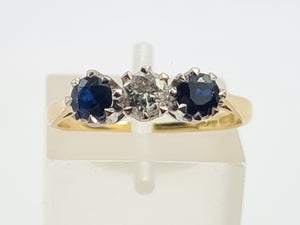 9051: Vintage: 18ct Gold Platinum French Blue Sapphires Round Full Cut Diamond Ring- elegant, exquisite, sparkling