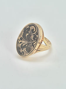 7766: Vintage Rare: 9ct Gold Photo Locket/Mourning Signet Ring- lovely condition, good weight