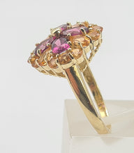 Cargar imagen en el visor de la galería, 7767: Vintage Fabulous 9ct Gold Almandine Garnets Amarillo Citrines Cocktail Ring- beautiful colour combination
