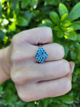 Cargar imagen en el visor de la galería, A7697: Vintage &amp; Rare: 9ct White Gold 23 Blue Aquamarines geometric Set Cocktail Ring- a sensation
