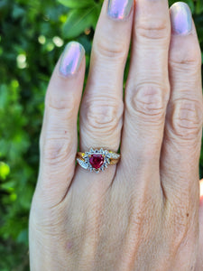 A7726: Vintage: 9ct Gold Heart Cut Ruby Diamonds Dress Ring- cute, sparkly, lovely combination