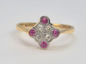 6220 Vintage: 9ct Gold Platinum Set Rubies Diamonds Geometric Set Ring