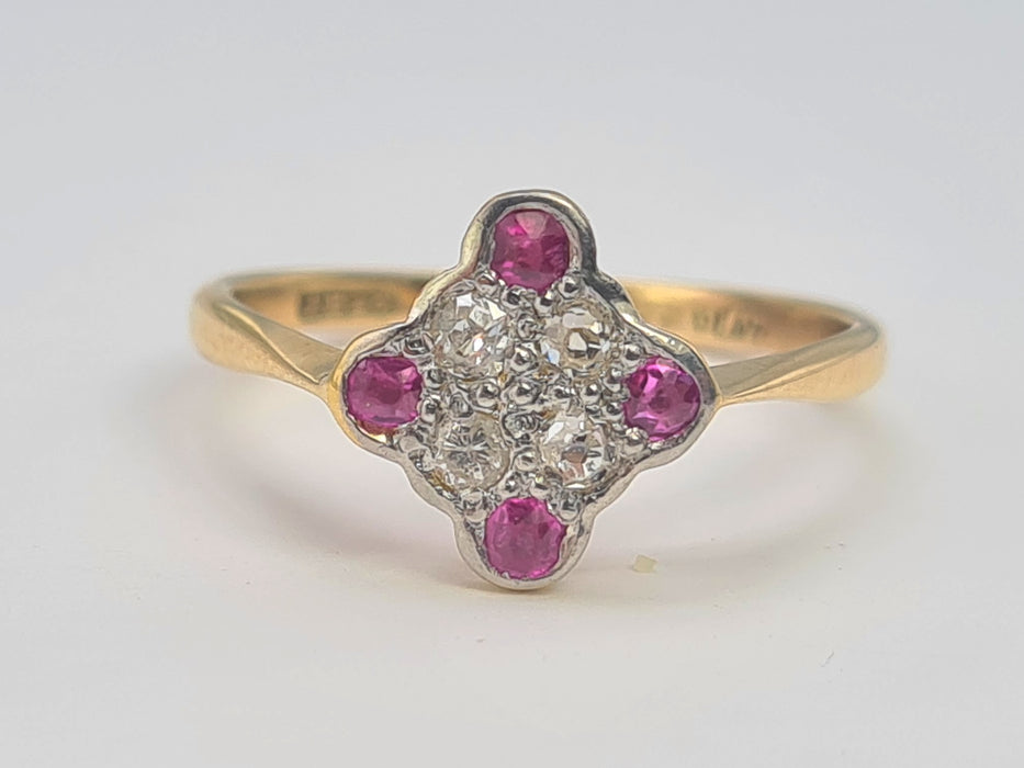 6220 Vintage: 9ct Gold Platinum Set Rubies Diamonds Geometric Set Ring