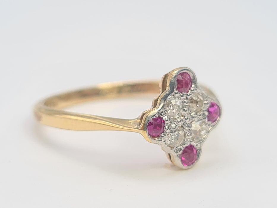 6220 Vintage: 9ct Gold Platinum Set Rubies Diamonds Geometric Set Ring