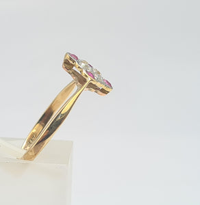 6220 Vintage: 9ct Gold Platinum Set Rubies Diamonds Geometric Set Ring