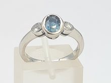 Load image into Gallery viewer, A8003- Vintage: 18ct White Gold Ceylon Blue Sapphire Diamonds Ring- &quot;three stone straight&quot; classic design, gorgeous stones
