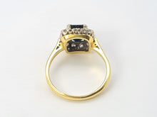 Cargar imagen en el visor de la galería, 9065: Vintage: 18ct Gold Blue Sapphire (2ct) Diamonds Art Deco Style Ring-
