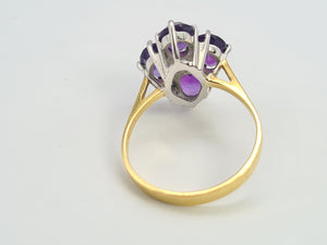 A9073: Vintage: 18ct Gold Rich Purple Amethyst Full Cut Diamond Geometric Set Ring- Exquisite