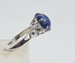 A9077: Vintage Rare 18ct White Gold Cabochon Cut Blue Star Sapphire Diamond Accents- crisp, clean, eye candy