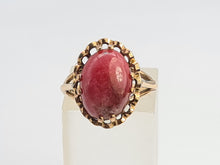 Load image into Gallery viewer, A8046: Vintage: (1970) Rare 9ct Gold cabochon Cut &quot;Carbuncle&quot; Red Agate Ring- FAB at 54!-
