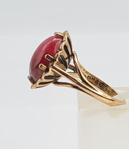 A8046: Vintage: (1970) Rare 9ct Gold cabochon Cut "Carbuncle" Red Agate Ring- FAB at 54!-