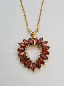 8059 Vintage Captivating: 9ct Gold Necklace (56cm) 16 Almandine Garnets Heart Shaped Pendant-